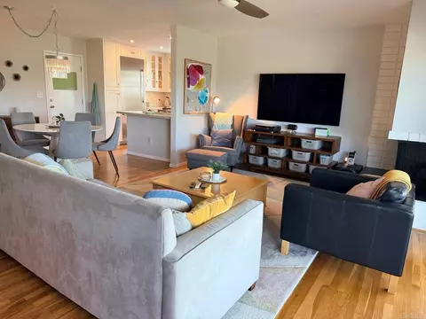 Living - 10032 Cristobal Dr, Spring Valley, CA 91977 photo 2 of 2