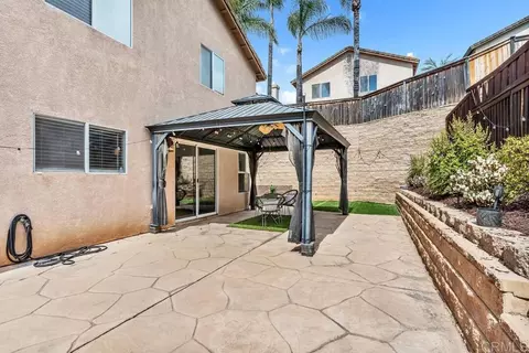 Exterior - 13721 Gateway View Dr, El Cajon, CA 92021 photo 3 of 12