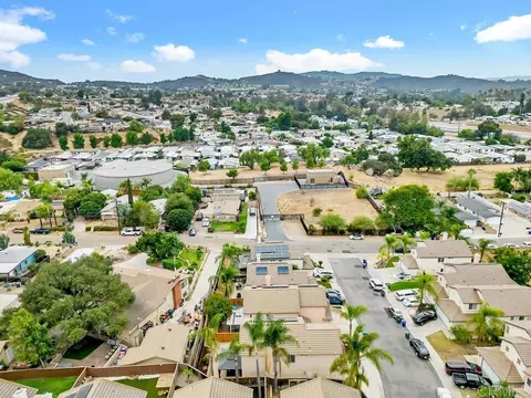View/Area - 13721 Gateway View Dr, El Cajon, CA 92021 photo 12 of 14