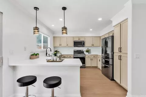 Kitchen - 13721 Gateway View Dr, El Cajon, CA 92021 photo 1 of 7