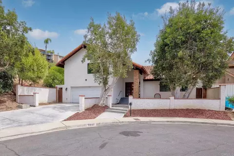 5967 Bernadette Ln, San Diego, CA 92120