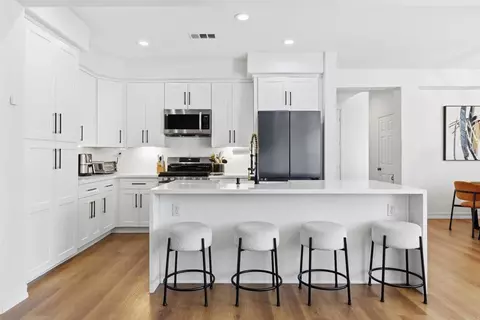 Kitchen - 2284 Red Leaf Ln, Chula Vista, CA 91915 photo 4 of 4