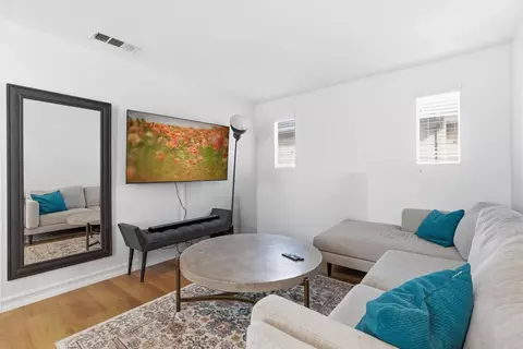 Living - 2284 Red Leaf Ln, Chula Vista, CA 91915 photo 3 of 5