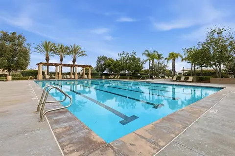 Exterior - 2284 Red Leaf Ln, Chula Vista, CA 91915 photo 6 of 8