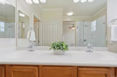 Bath - 1404 Rosemonde Ln, Santee, CA 92071 photo 3 of 7