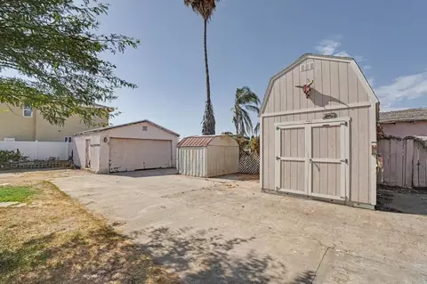 Exterior - 632 Claydelle Ave, El Cajon, CA 92020 photo 3 of 12