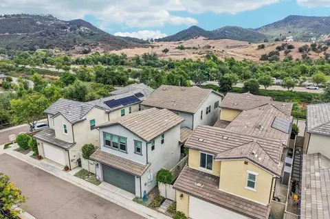 View/Area - 2911 Eldenberry St, Escondido, CA 92029 photo 2 of 6