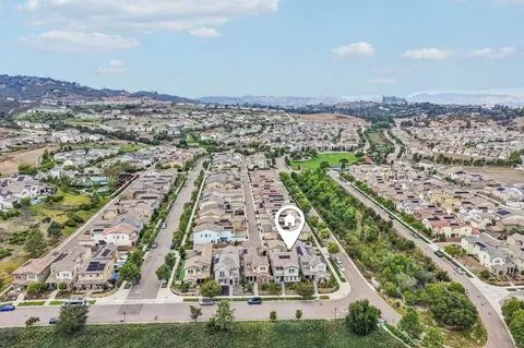 View/Area - 2911 Eldenberry St, Escondido, CA 92029 photo 3 of 6