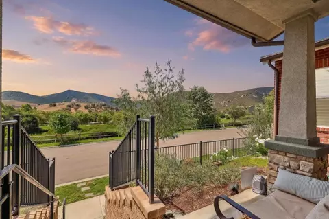Exterior - 2911 Eldenberry St, Escondido, CA 92029 photo 6 of 7