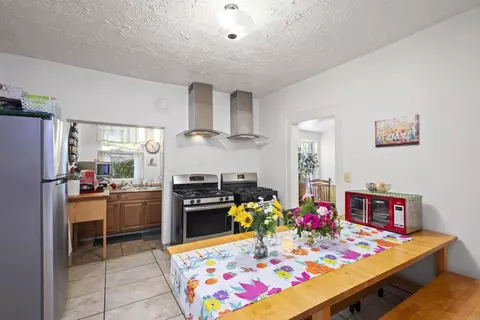 Kitchen - 4554 Date Ave, La Mesa, CA 91941 photo 5 of 7