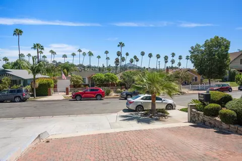 Exterior - 4554 Date Ave, La Mesa, CA 91941 photo 5 of 25