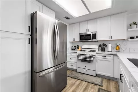 Kitchen - 1465 E Lexington Ave #10A, El Cajon, CA 92019 photo 1 of 5