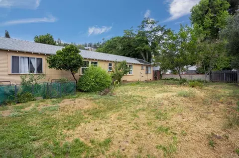 Exterior - 4065 Bancroft Dr, La Mesa, CA 91941 photo 4 of 6