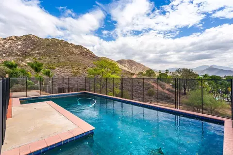 Exterior - 15979 Gantry Way, Ramona, CA 92065 photo 3 of 6