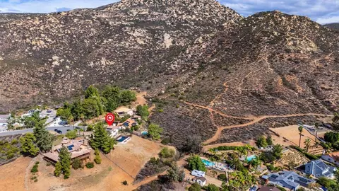 View/Area - 15979 Gantry Way, Ramona, CA 92065 photo 7 of 10