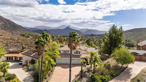 View/Area - 15979 Gantry Way, Ramona, CA 92065 photo 2 of 10