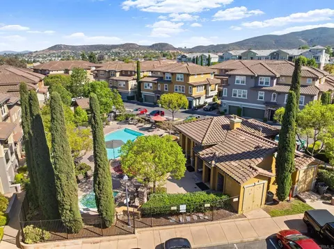 View/Area - 141 Via Montisi, Santee, CA 92071 photo 2 of 5