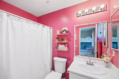 Bath - 141 Via Montisi, Santee, CA 92071 photo 1 of 3