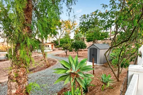 Exterior - 1238 Cedar St, Ramona, CA 92065 photo 5 of 15