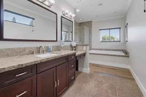 Bath - 5150 Harmony Ln, La Mesa, CA 91941 photo 5 of 6
