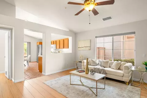 Living - 149 River Rock Ct, Santee, CA 92071 photo 2 of 4