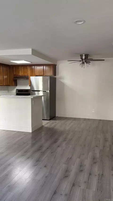 Living - 432 Edgehill Ln #15, Oceanside, CA 92054 photo 1 of 1