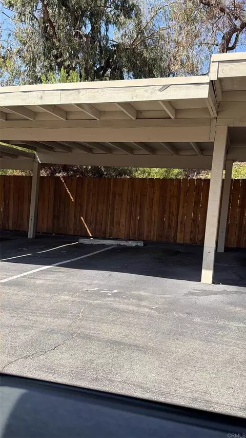 Exterior - 432 Edgehill Ln #15, Oceanside, CA 92054 photo 3 of 6