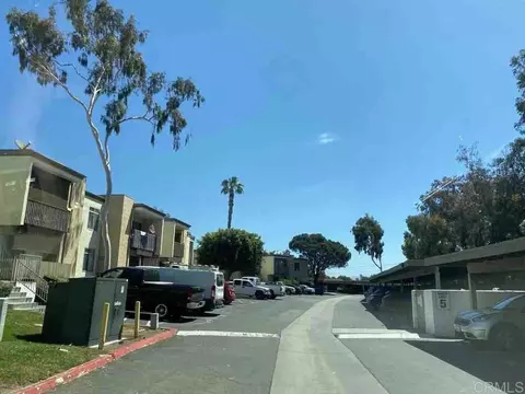 Exterior - 432 Edgehill Ln #15, Oceanside, CA 92054 photo 6 of 6