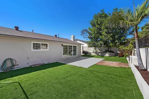Exterior - 847 Halecrest Dr, Chula Vista, CA 91910 photo 5 of 9