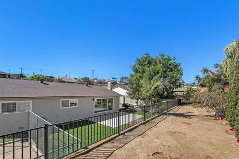 Exterior - 847 Halecrest Dr, Chula Vista, CA 91910 photo 8 of 9