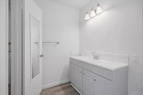 Bath - 9457 Carlton Oaks Dr #B, Santee, CA 92071 photo 2 of 3