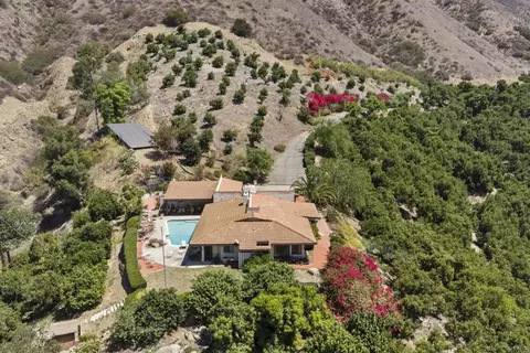 View/Area - 15063 Adams Dr, Pala, CA 92061 photo 3 of 6