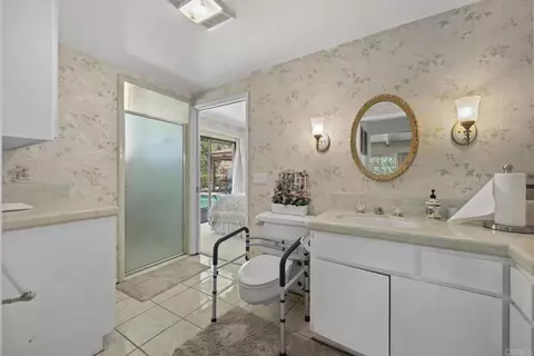Bath - 15063 Adams Dr, Pala, CA 92061 photo 4 of 7