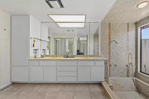Bath - 15063 Adams Dr, Pala, CA 92061 photo 5 of 7
