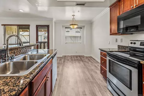 Kitchen - 1434 Marshall Rd #23, Alpine, CA 91901 photo 3 of 3