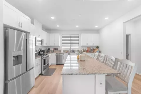 5484 Seacliff Pl #47, San Diego, CA 92154