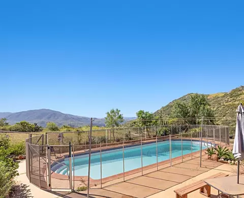 Exterior - 3333 Suncrest, El Cajon, CA 92021 photo 4 of 10