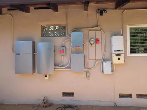 Exterior - 3333 Suncrest, El Cajon, CA 92021 photo 6 of 10