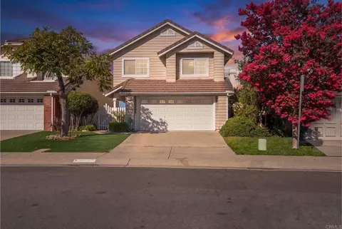 10679 Glendover Ln, San Diego, CA 92126