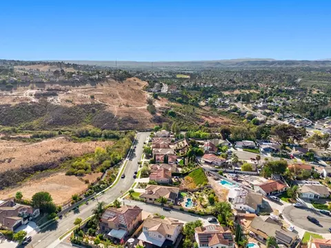 View/Area - 1162 Sagewood Dr, Oceanside, CA 92056 photo 6 of 12