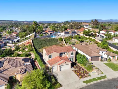 View/Area - 1162 Sagewood Dr, Oceanside, CA 92056 photo 5 of 12