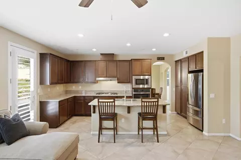 Kitchen - 1162 Sagewood Dr, Oceanside, CA 92056 photo 4 of 6