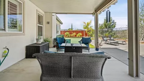 Exterior - 33982 Baystone St, Temecula, CA 92592 photo 4 of 7