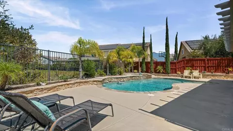 Exterior - 33982 Baystone St, Temecula, CA 92592 photo 7 of 7