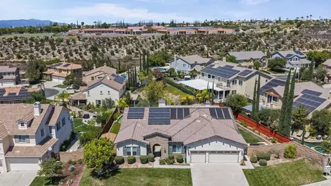 View/Area - 33982 Baystone St, Temecula, CA 92592 photo 5 of 5