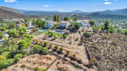View/Area - 24144 St Helena Ct, Ramona, CA 92065 photo 13 of 30