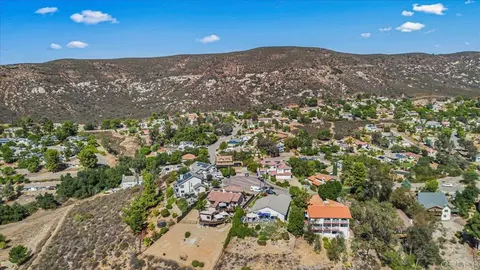 View/Area - 24144 St Helena Ct, Ramona, CA 92065 photo 23 of 30