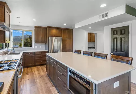 Kitchen - 24144 St Helena Ct, Ramona, CA 92065 photo 2 of 4