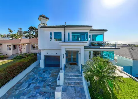 4527 Narragansett Ave, San Diego, CA 92107
