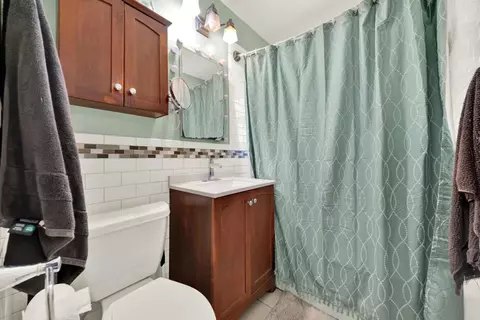 Bath - 7008 Hybeth Dr, La Mesa, CA 91941 photo 2 of 4